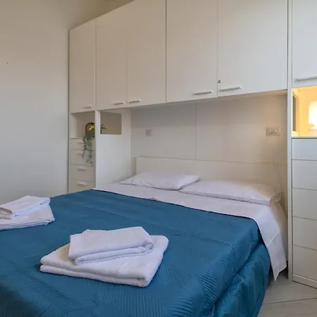 Baia Delle Mimose Vista Mare *