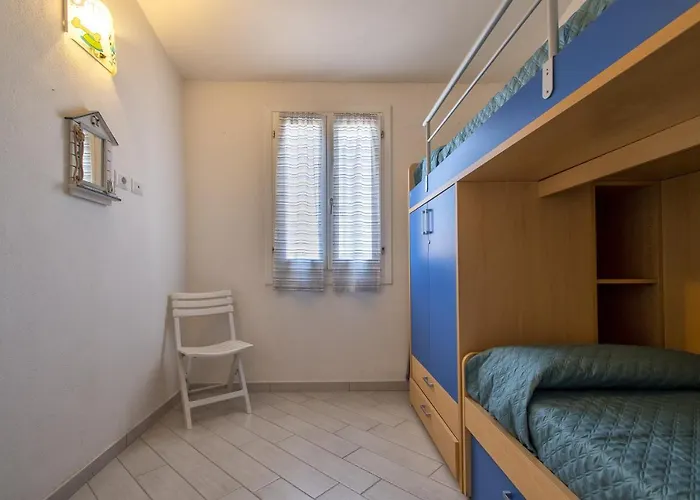 Baia Delle Mimose Vista Mare Appartement Badesi